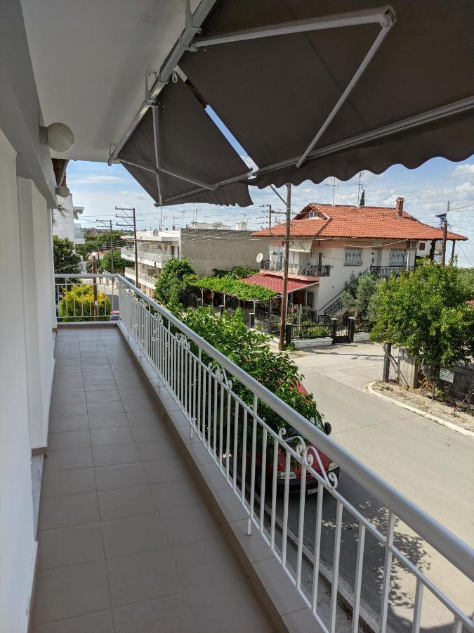 Seaside Apartments Nea Iraklia Exterior photo