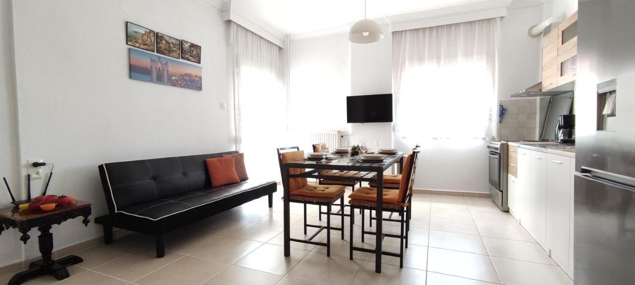 Seaside Apartments Nea Iraklia Exterior photo