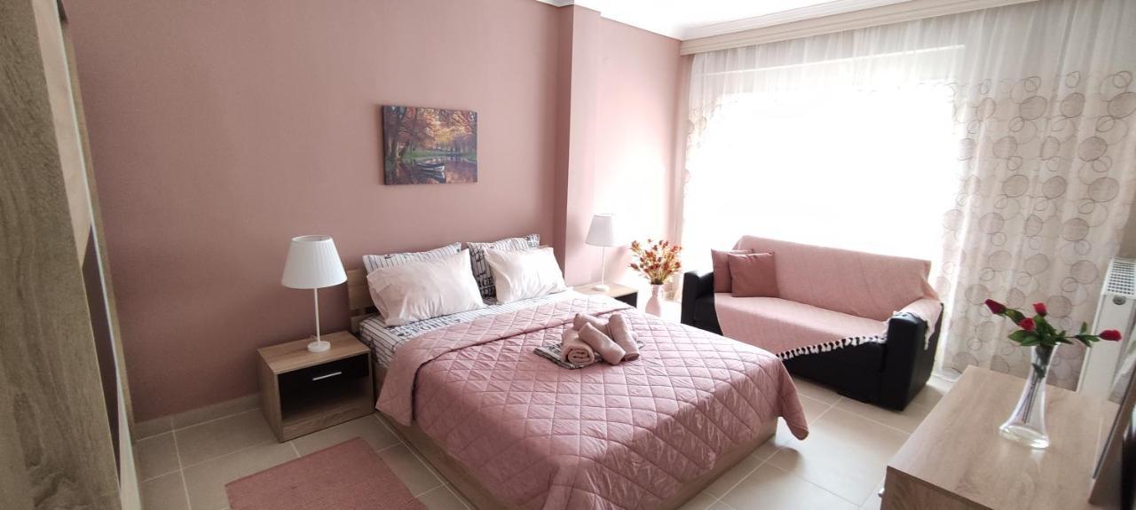 Seaside Apartments Nea Iraklia Exterior photo